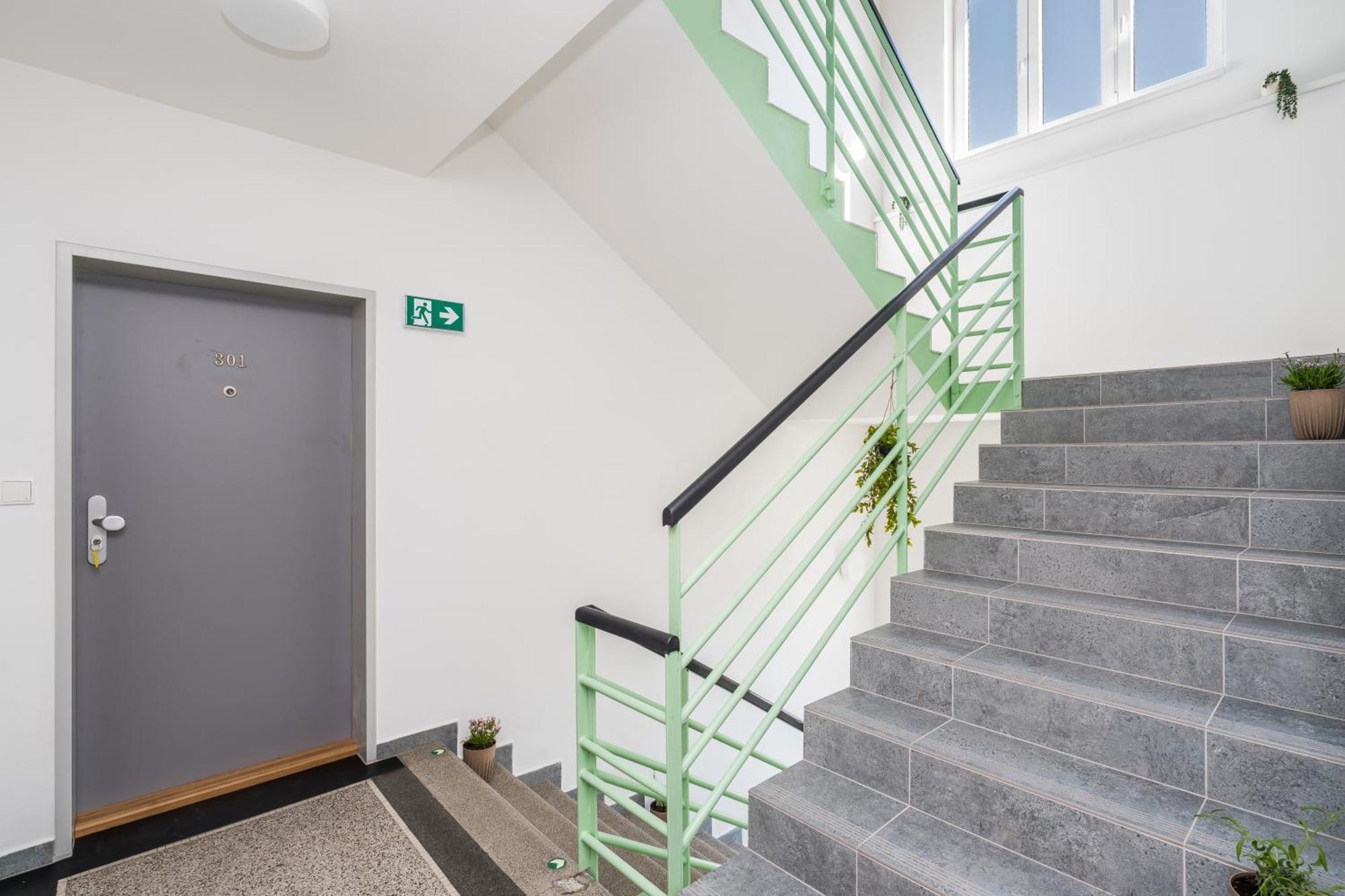 Perla Hradce 103 Apartment Hradec Králové Екстериор снимка